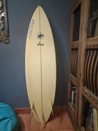Tabla de surf PUKAS regalo funda