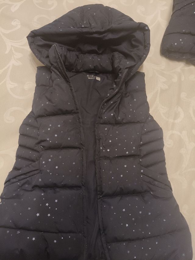 Chaleco juvenil acolchado estrellas