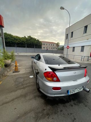 Hyundai Coupe