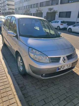 Renault Grand Scenic 2005