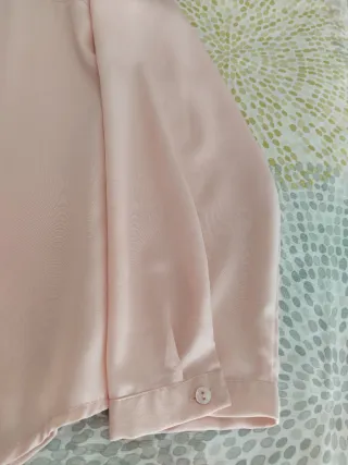 Camisa rosa de manga larga