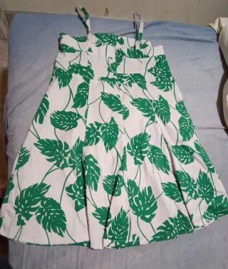 Vestido tirantes estampado hojas verdes T.52