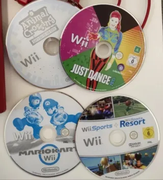 4 Juegos Wii: Mario Kart, Animal Crossing Sports