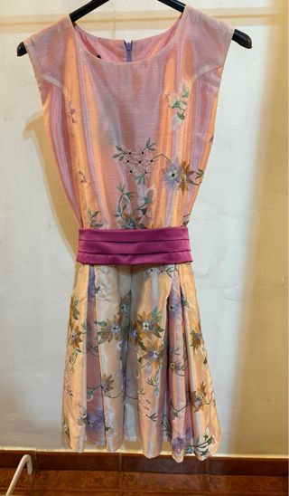 Vestido fiesta tonos rosas y morados T. M/L