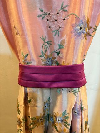 Vestido fiesta tonos rosas y morados T. M/L