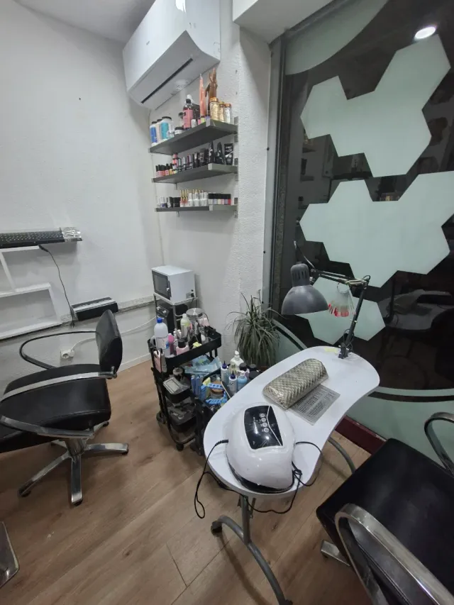 Mobiliario Peluquería Completo