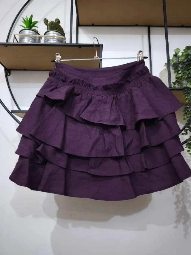 Falda morada volantes talla S