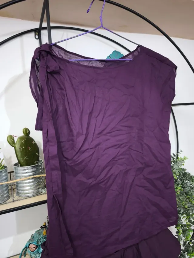 Falda morada volantes talla S