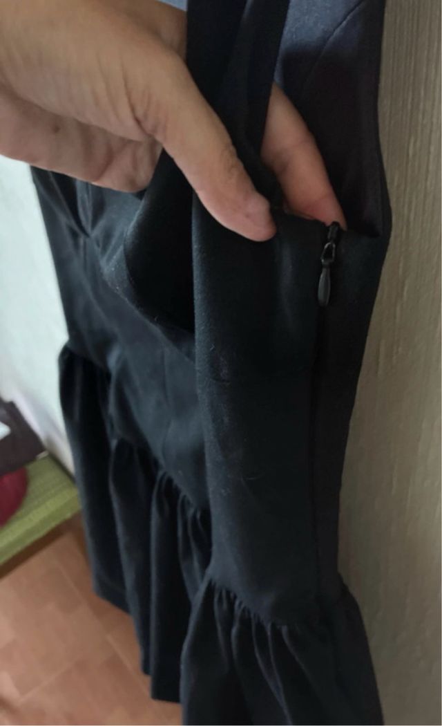 Vestido negro Zara mujer