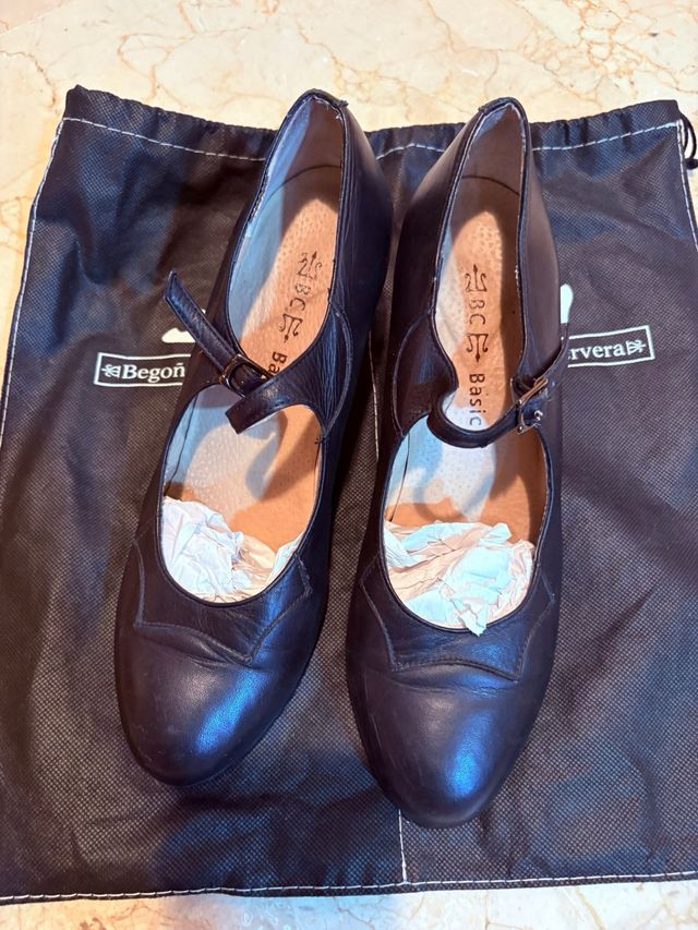 Zapatos Begoña Cervera Talla 39 Negros