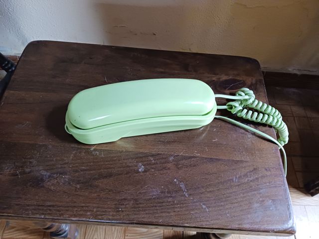 Teléfono Vintage Verde