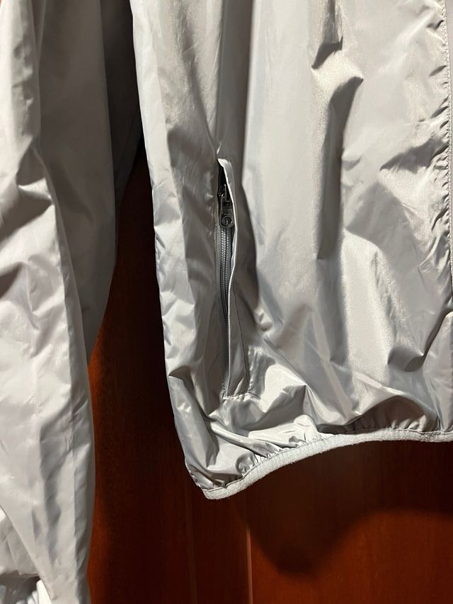 Chaqueta cortavientos Lonsdale Talla M.