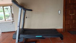 Cinta de correr Doymos Essential Run