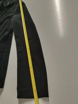 Chaqueta de pana fina negra