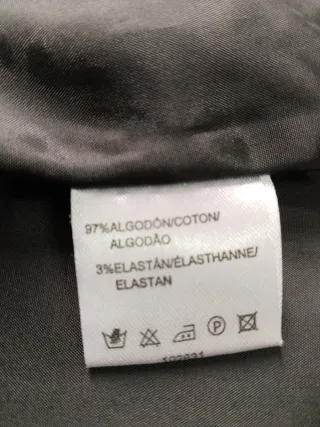 Chaqueta de pana fina negra