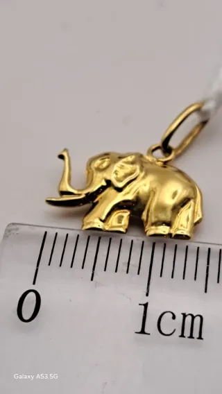 Colgante oro 18K elefante
