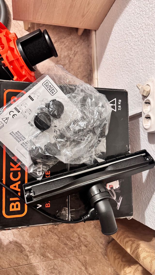 Aspirador Black+Decker BXVC20XE Nuevo