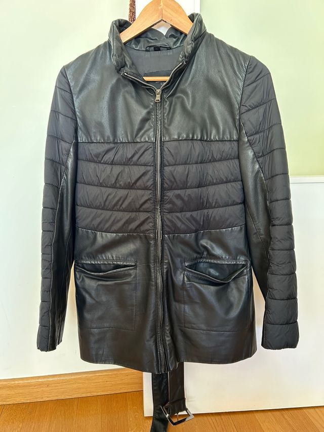 Chaqueta Piel y Acolchada Negra