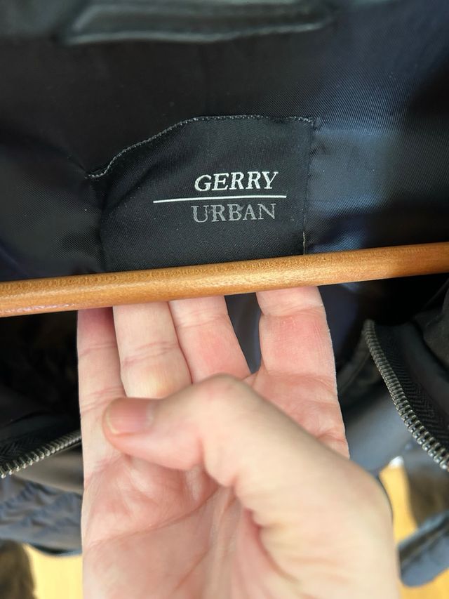 Chaqueta Piel y Acolchada Negra