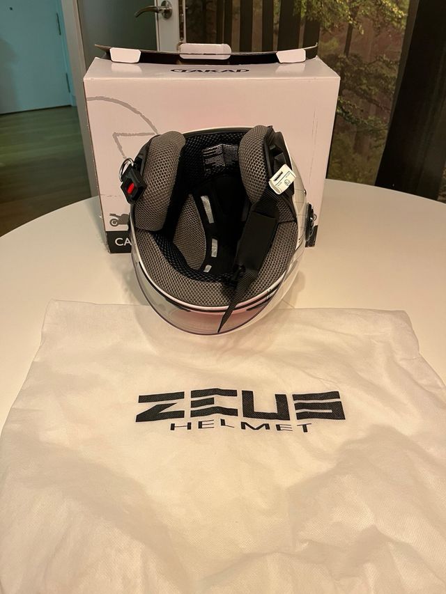 Casco Moto Jet Zeus Talla XS