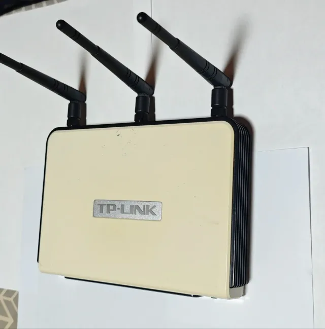 Router WiFi TP-Link TL-WR941ND