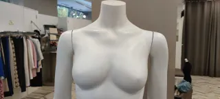2 Maniquíes de Mujer