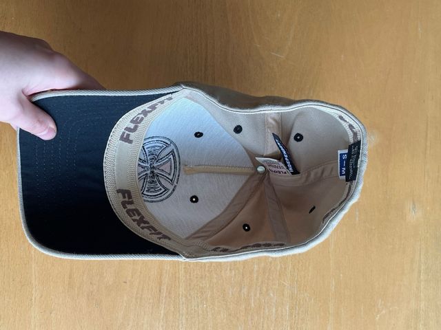 Gorra Independent Beige