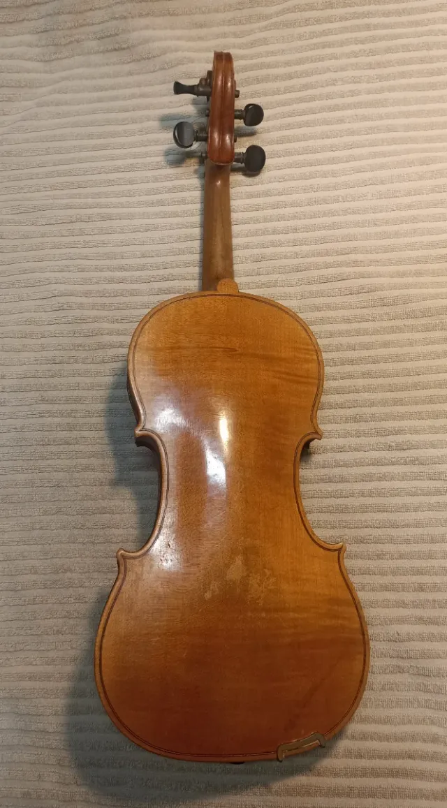 Violín antiguo aprox. 1945
