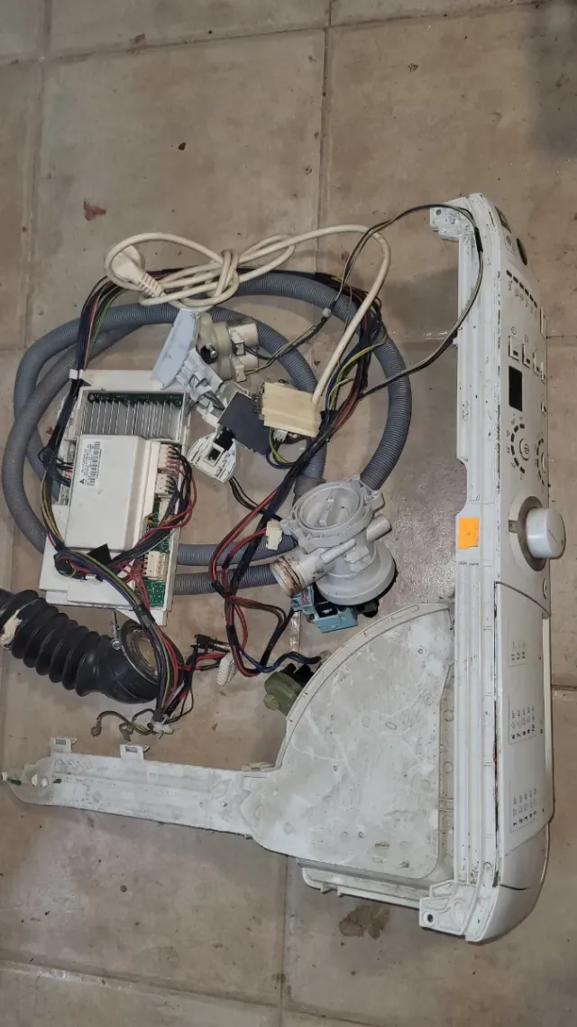Motor y Placa Electrónica Lavadora