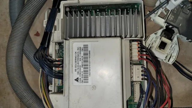 Motor y Placa Electrónica Lavadora