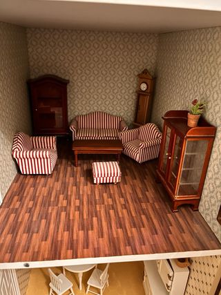 Casa delle bambole vittoriana in legno