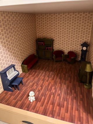 Casa delle bambole vittoriana in legno