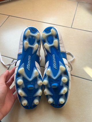 Scarpe da calcio Mizuno taglia 47