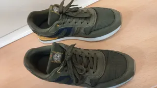 Excelentes zapatillas NYC Talla 44 :)