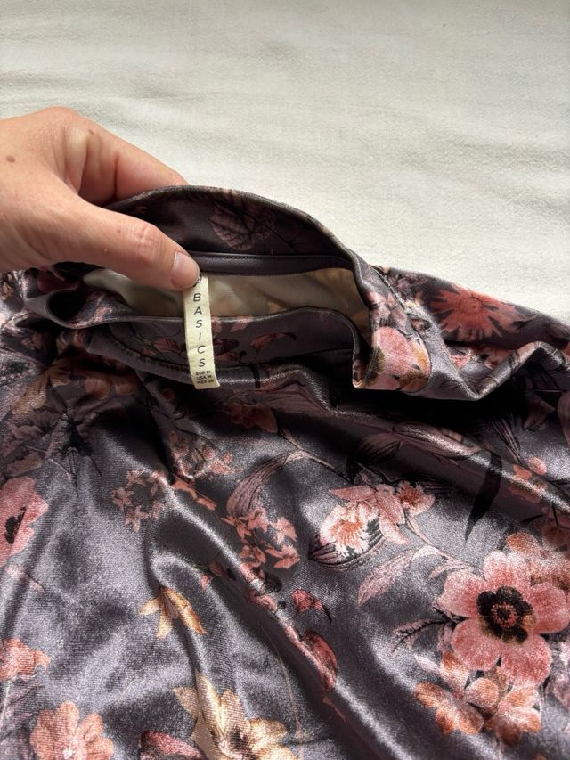 Jersey terciopelo floral gris y rosa