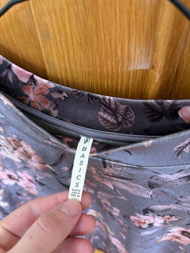 Jersey terciopelo floral gris y rosa