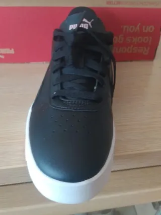 Zapatillas Puma Negras y Rosas