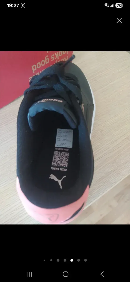 Zapatillas Puma Negras y Rosas