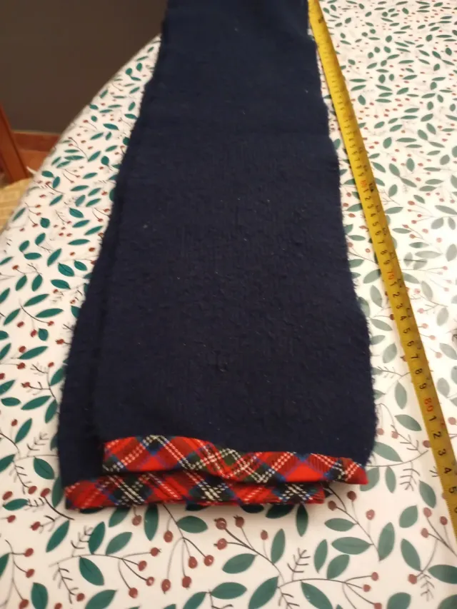 Sciarpa blu con bordo scozzese