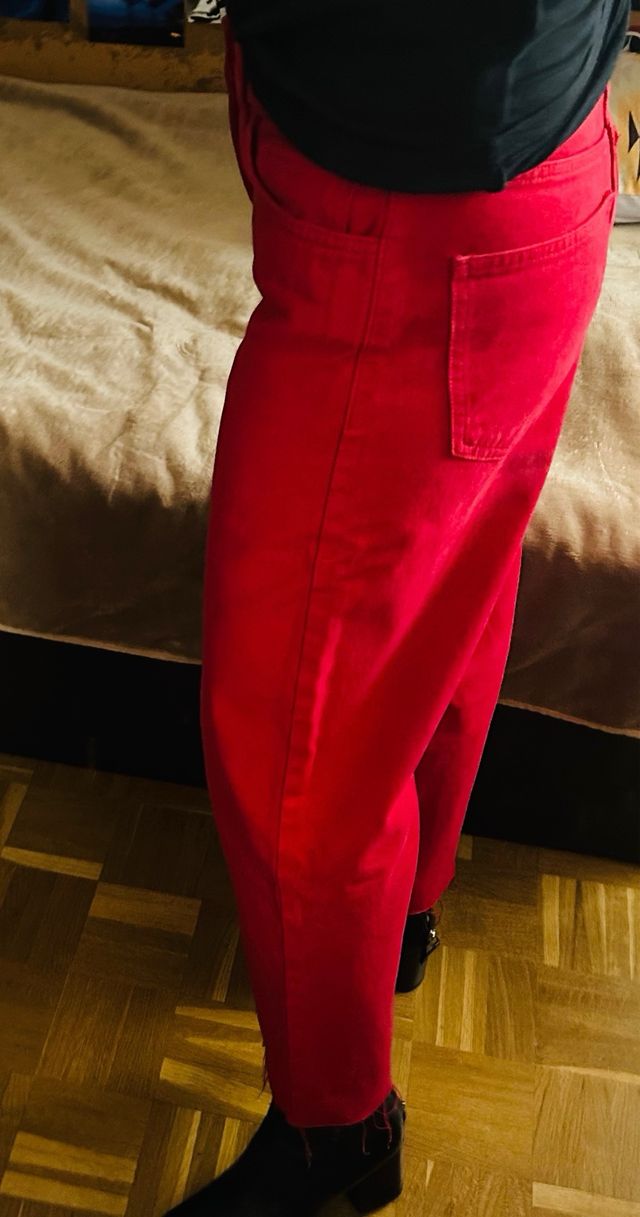 Vaqueros Mango culotte rojos talla 36