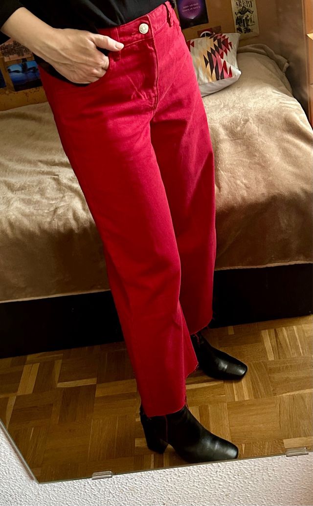 Vaqueros Mango culotte rojos talla 36