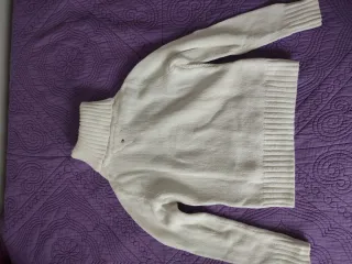 Jersey Tommy Hilfiger cuello alto blanco niña