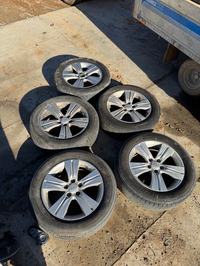 Llantas Kia Sportage (5 unidades)