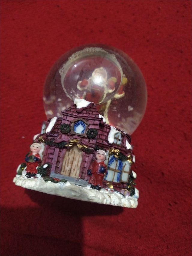 Bola de nieve Winnie the Pooh y Tigger y papa noel