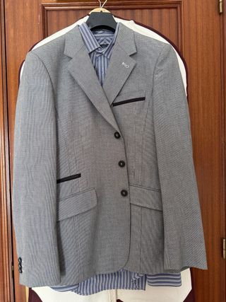 Americana Fórmula Joven Gris Talla M