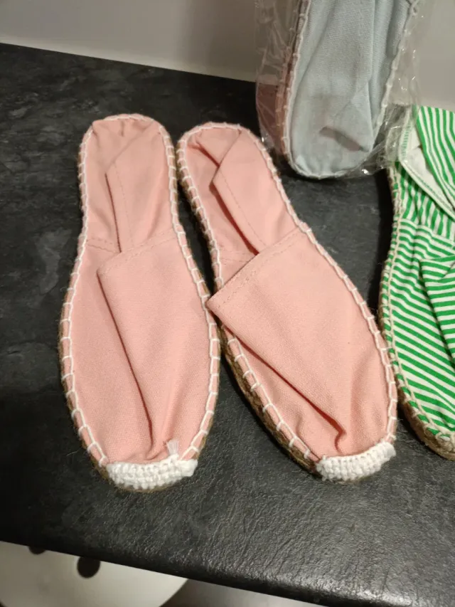 Alpargatas sin estrenar talla 38