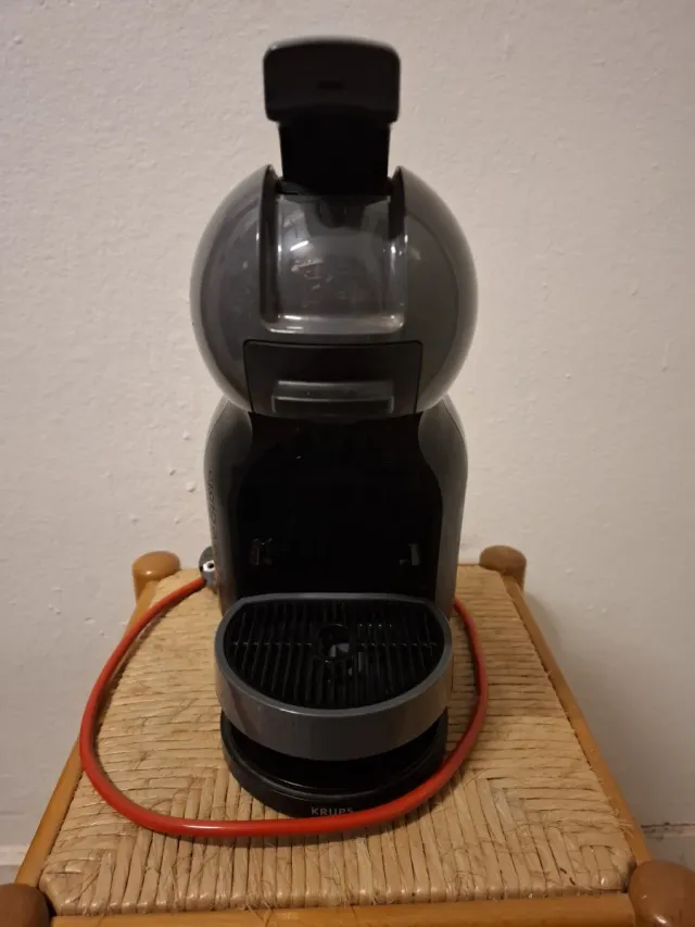 Cafetera Dolce Gusto Gris