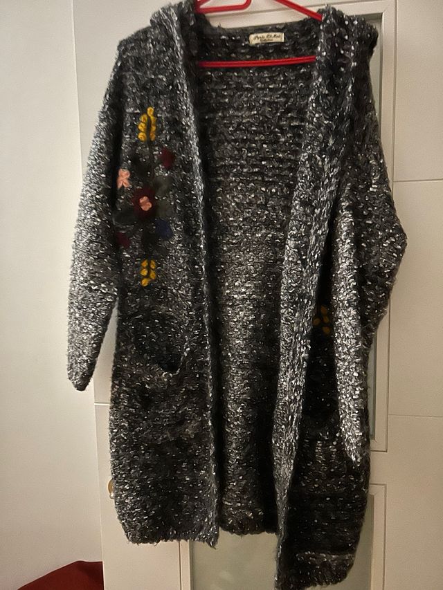 Jersey largo con capucha talla M