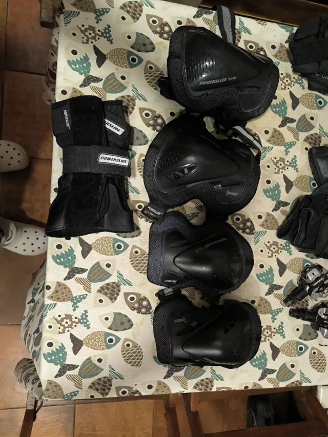 Conjunto coderas, rodilleras y muñequeras