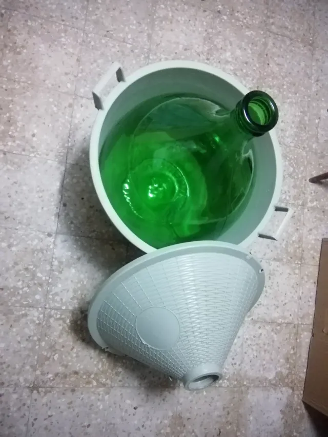 Damigiana di 54 Litri in vetro e Cover